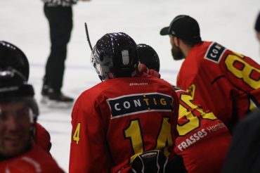 NIK lånar in Hallsta IK:s tränare inför veckans matcher: ”Jag kommer göra allt för att vinna”