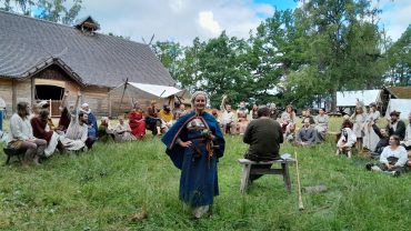 Dags för Vikingasommar i Vikingabyn – tre veckor med fullspäckat program