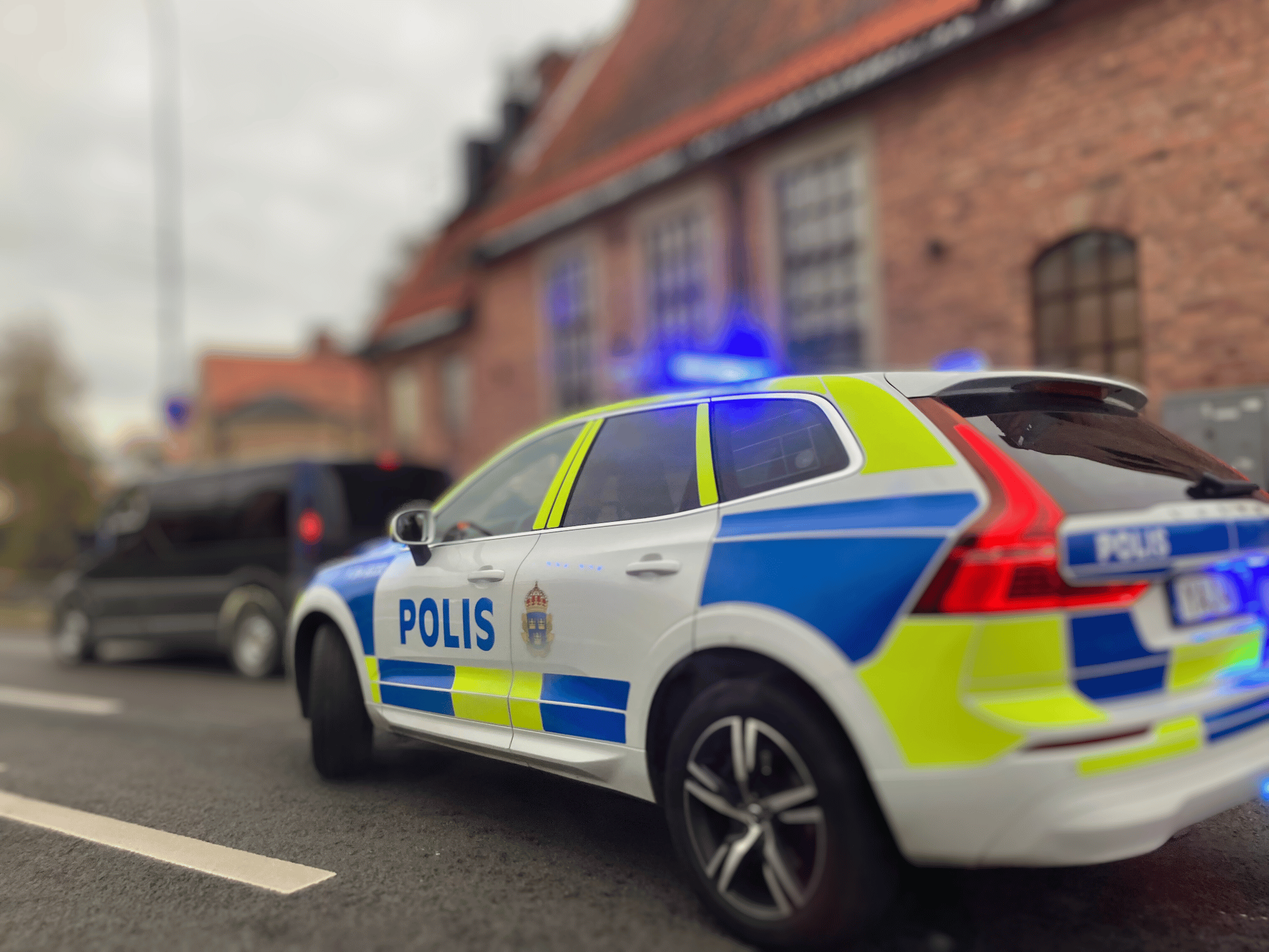 Kvinna i Hallstavik misshandlad och förd till sjukhus – man gripen