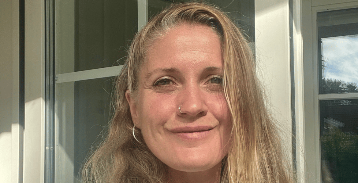 Lo anordnar välgörenhetsevent till förmån för bröstcancerförbundet